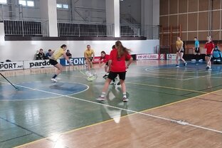 Zväčšiť fotografiu - Florbal dievčatá krajské kolo 2025/2026