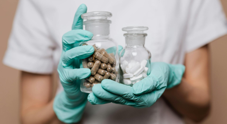 Farmaceutický laborant (FL)